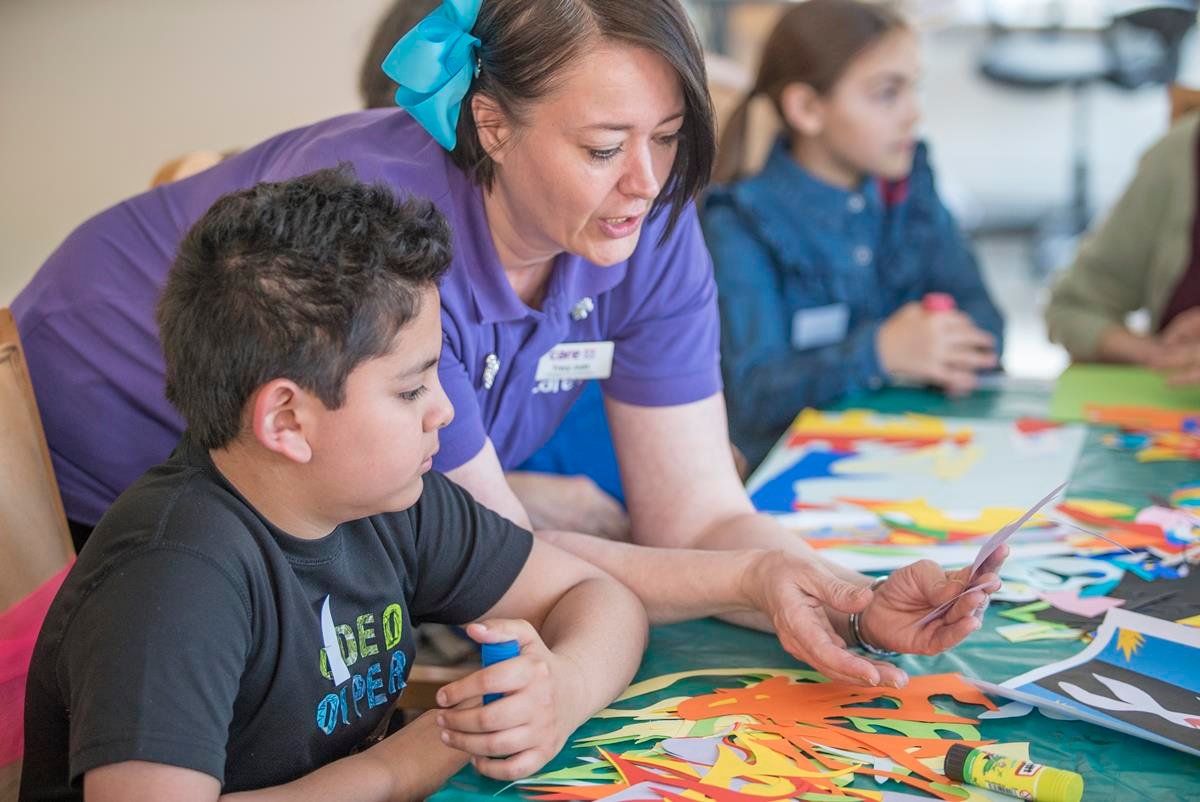 intergenerational art sessions