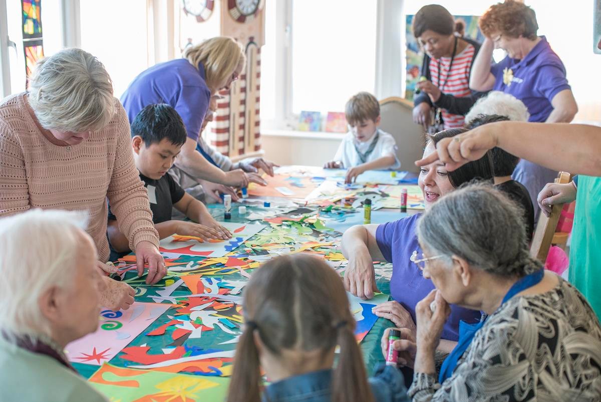 intergenerational art sessions
